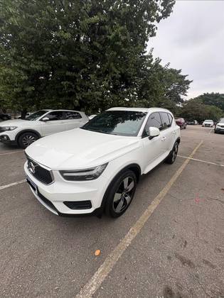VOLVO XC40 2.0 T5 GASOLINA MOMENTUM AWD GEARTRONIC VOLVO XC40 2.0 T5 GASOLINA MOMENTUM AWD GEARTRONIC